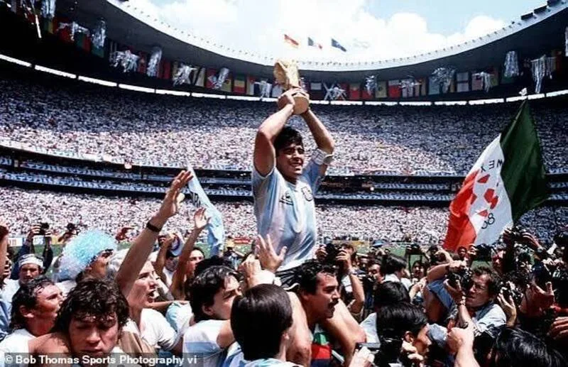 World Cup 1986 là đỉnh cao thể hiện khả năng một thiên tài có thể thay đổi số phận cả đội tuyển.